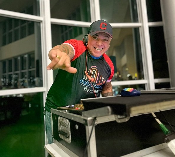DJ CARLINHOS