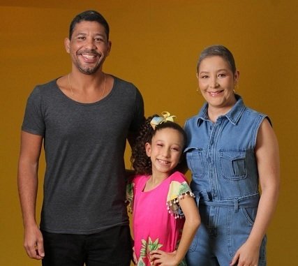 Flávia e Adriano no fim de um dos tratamentos