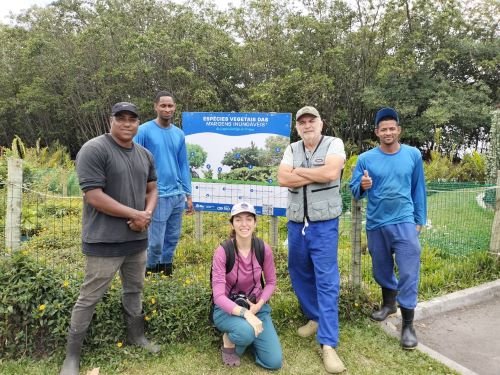 Equipe do biólogo Mario Moscatelli