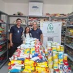 Colaboradora da Oncomed fez a entrega à Casa de Apoio à Criança com Câncer
