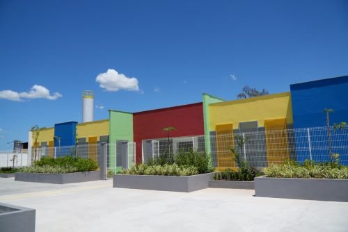 9fd313be-5613-4a61-a563-2438adbce3e3