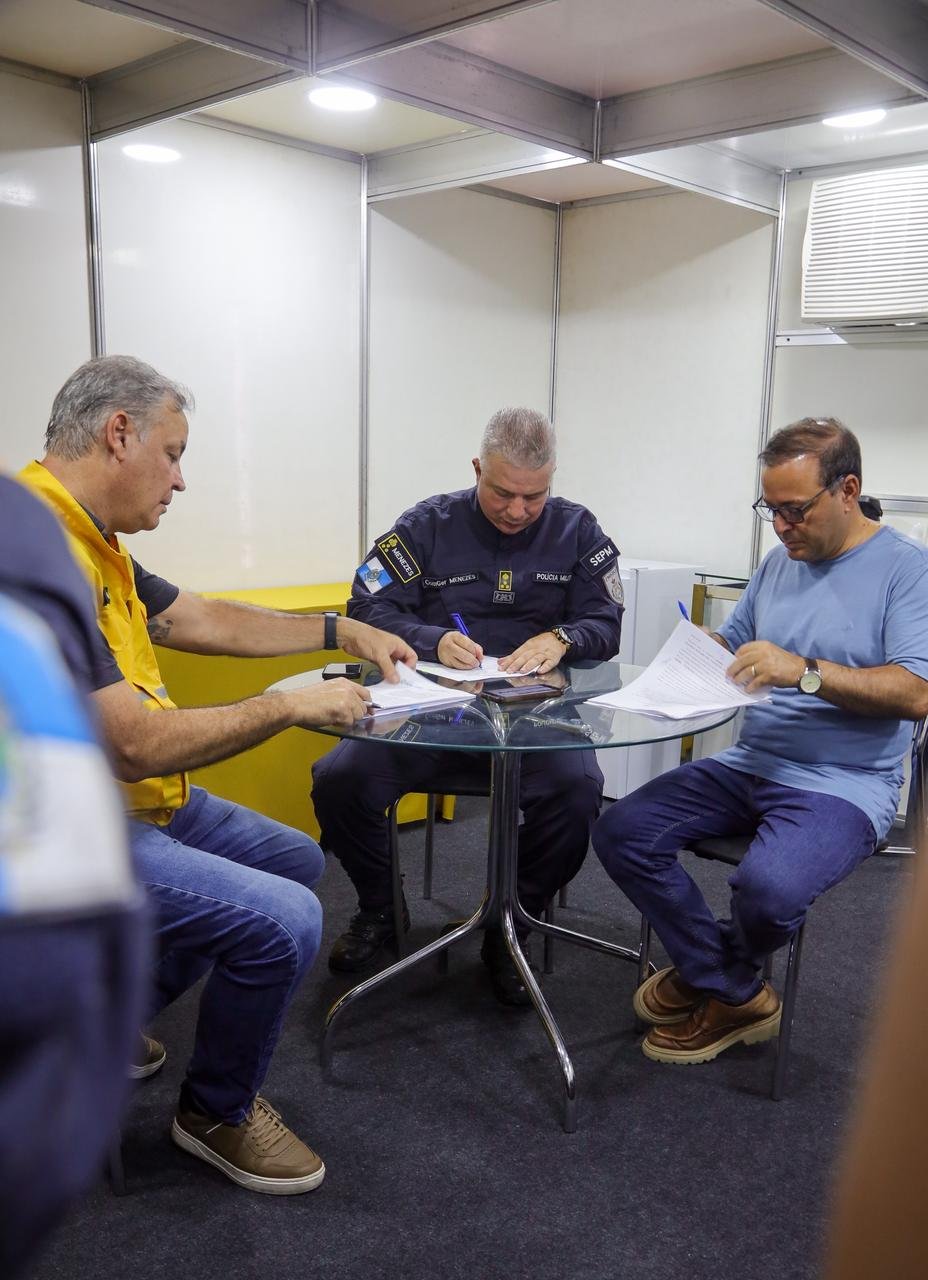 Evelen Gouvea - PROEIS e RAS