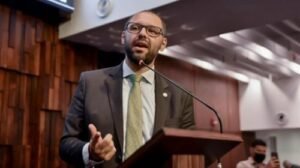 70a09e8d-35aa-b617-8286-ebd157d66dcf