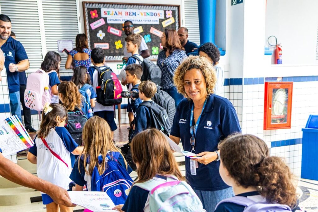 Detran RJ - campanha Volta às Aulas (2)