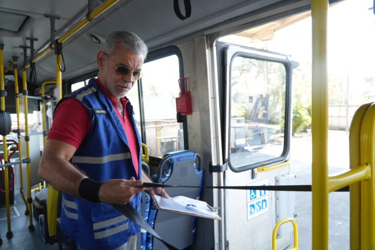 3c112b34-2c38-4440-a4c2-fdff689b4730