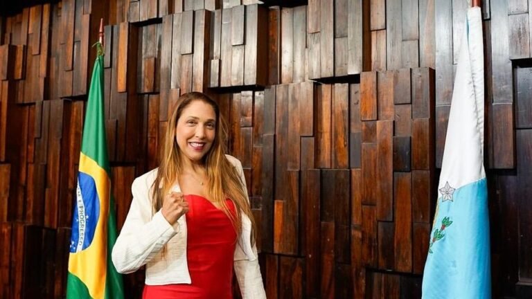 a25fd900-cc43-46c6-b0af-4690ef9d4744