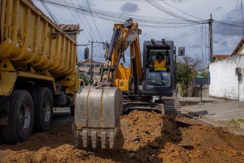 Itaboraí avança com recapeamento asfáltico em diversos bairros por meio do Governo do Estado (3)