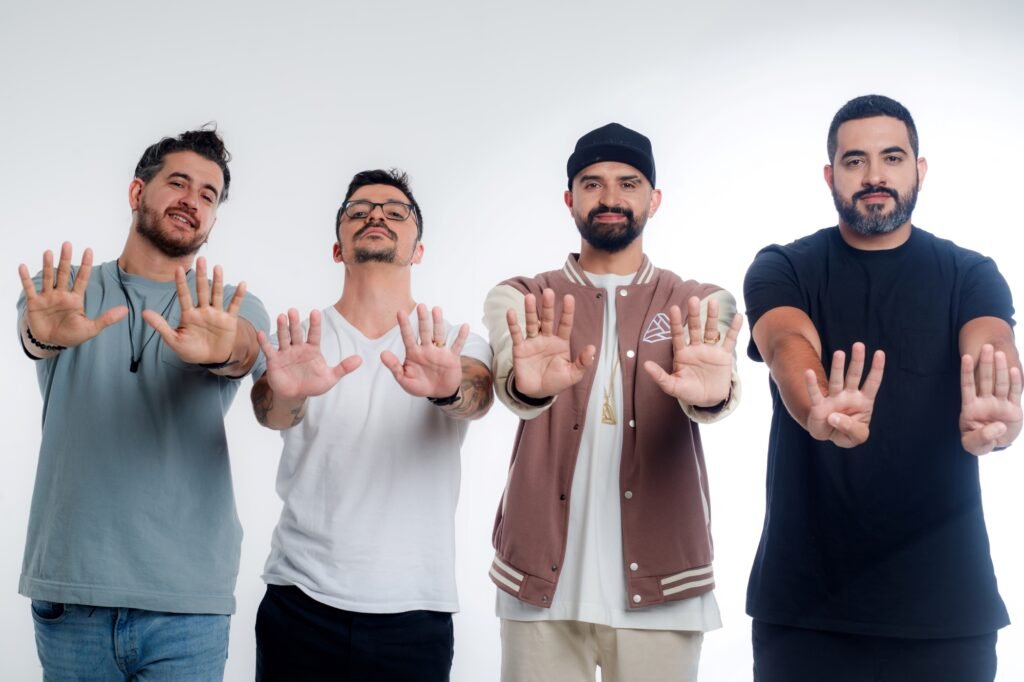 4 Amigos - foto 3 - Juliana Nunes - Vinicius Batista