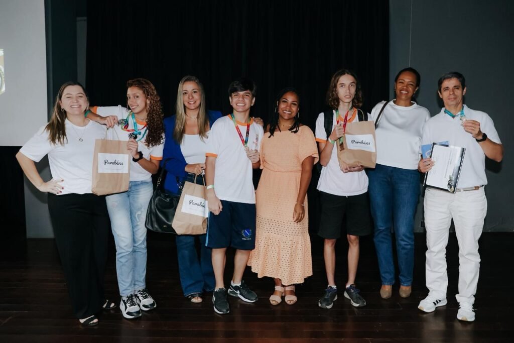 Alunos-da-rede-municipal-de-Niteroi-conquistam-medalhas-na-20a-Olimpiada-Brasileira-de-Matematica-das-Escolas-Publicas