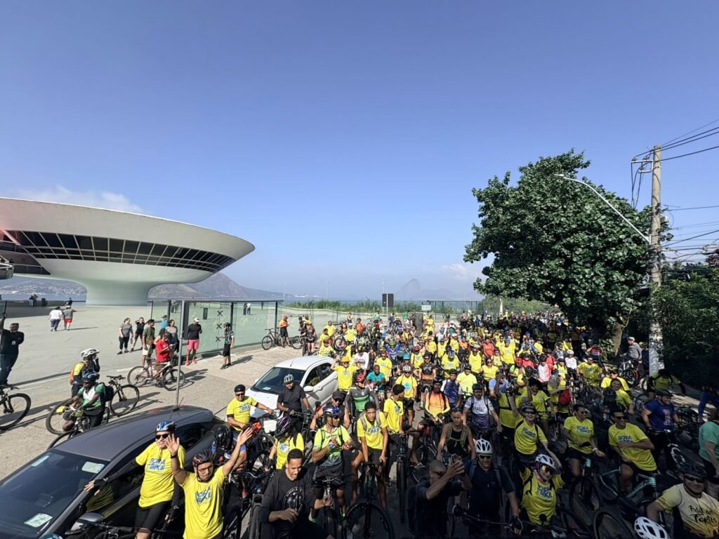 Bora de Bike Record - Foto Luciana Carneiro (3)