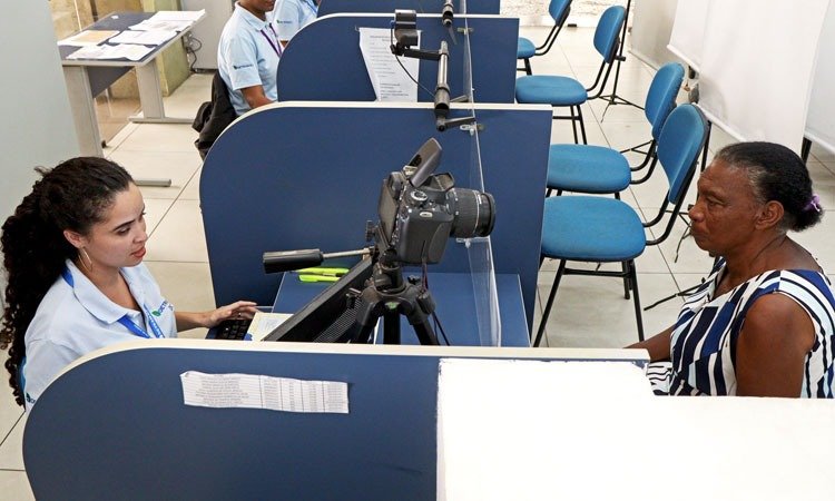 DETRAN RJ VAI OFERECER ATENDIMENTO PRIORITÁRIO PARA IDOSOS E PESSOAS COM DEFICIÊNCIA NESTE SÁBADO (16/5)