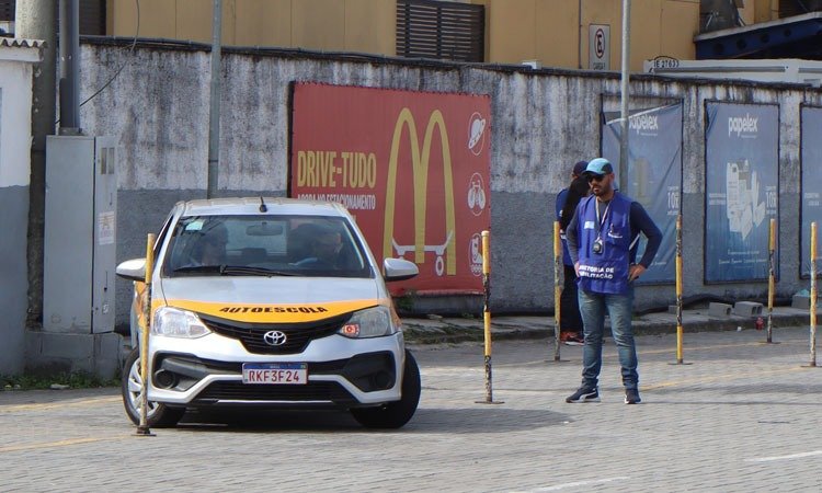 Detran RJ - Manobra de baliza (1)