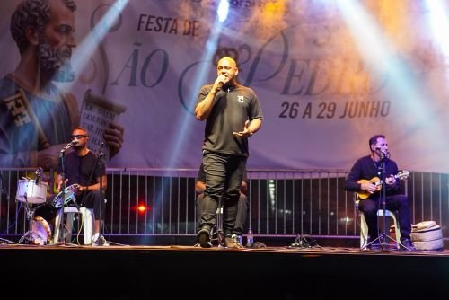 Festa de São Pedro Apóstolo começa com celebração da fé, música e tradição em Venda das Pedras (3)