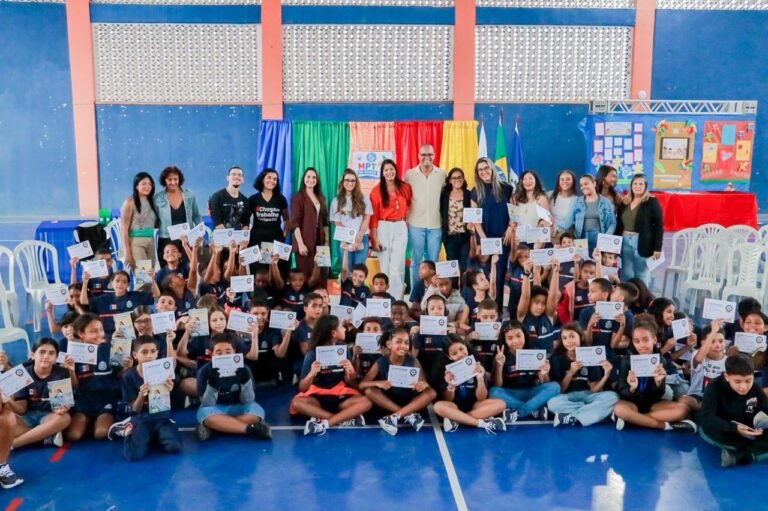 Projeto-MPT-na-Escola-chega-a-E.M.-Antonio-Santos-da-Silva
