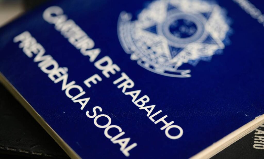 Carteira de Trabalho Foto Roberto Moreyra SMTE (1)
