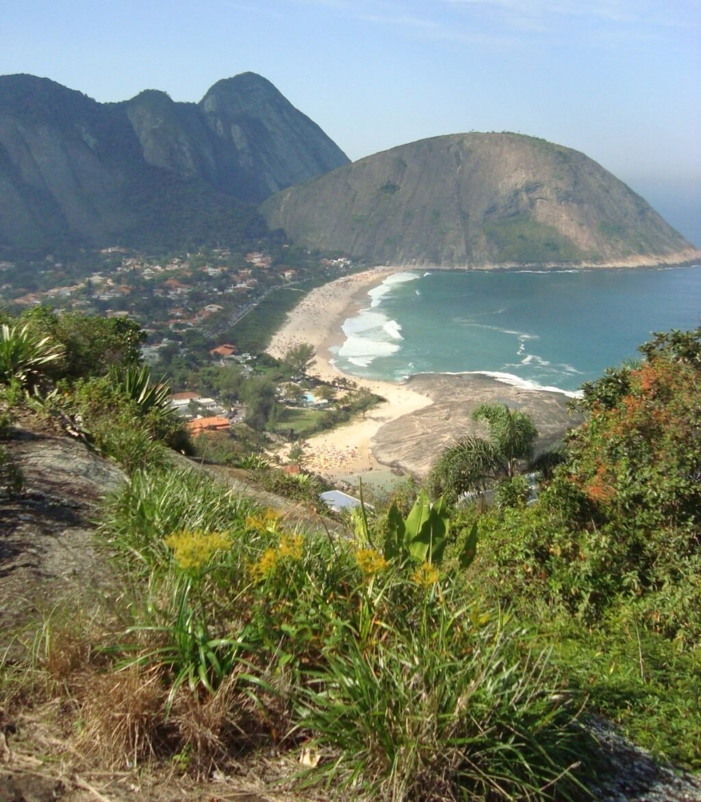 MORRO DAS ANDORINHAS MIRANTE