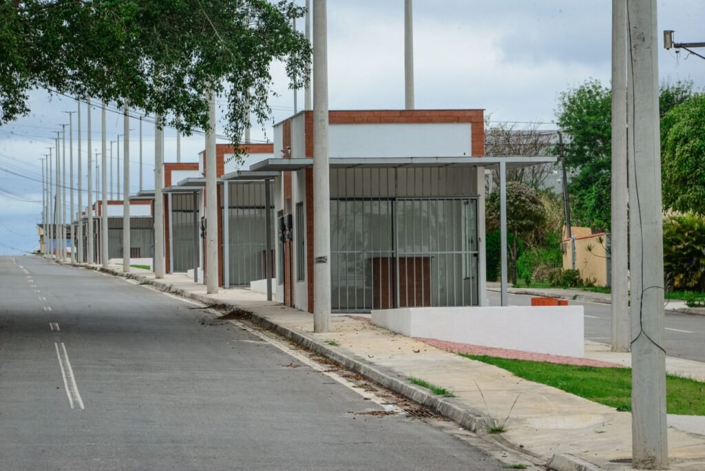 ee65bb70-construcao-de-novos-quiosques-para-os-oleiros-segue-avancando-em-itaborai