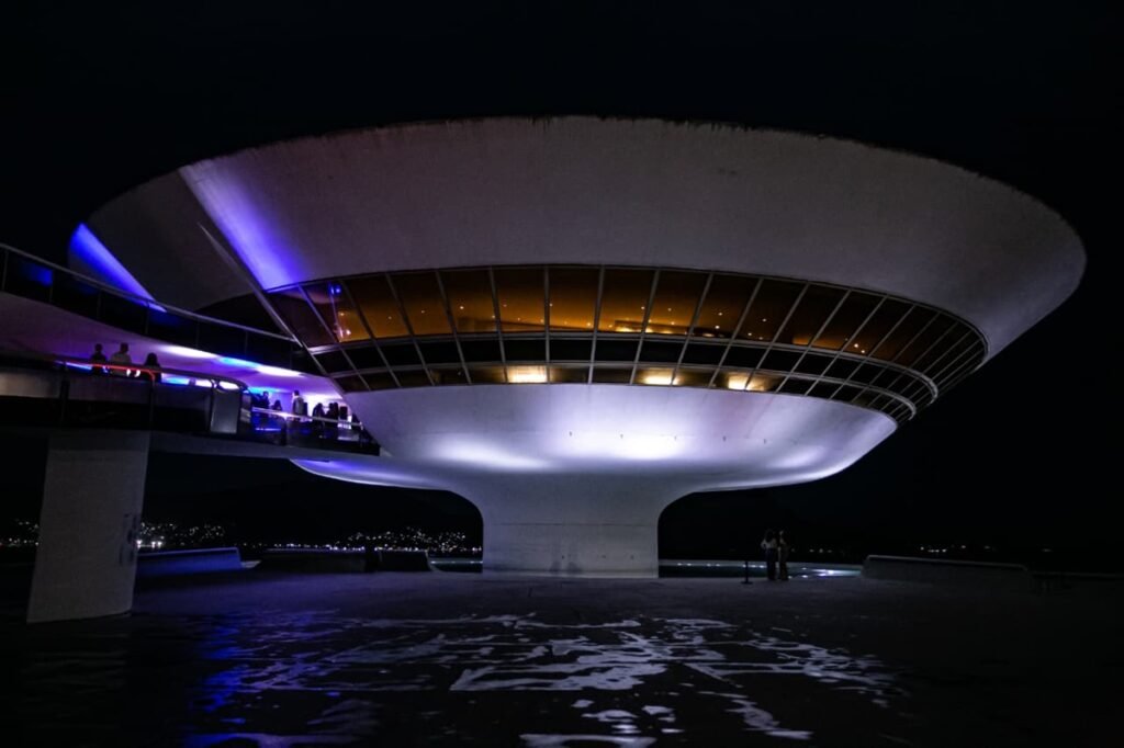 30-anos-MAC-Niteroi-Ulisses-Franceschi-5