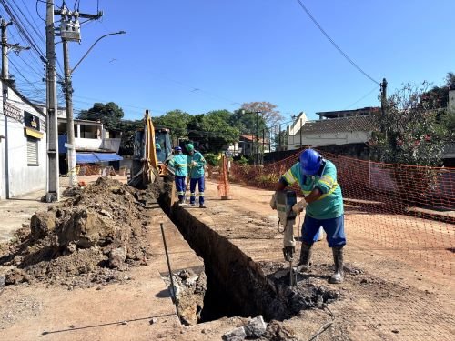 Obras Esgotamento Sanitário - Gradim (2)