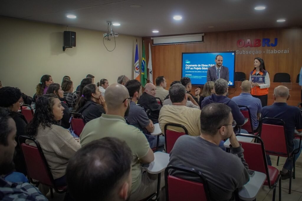 db8467e8-itaborai-recebe-curso-de-capacitacao-profissional-em-orcamento-de-obras-publicas-3