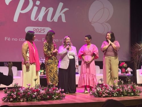 1- O Nosso Dia Pink conta também com depoimentos de pacientes