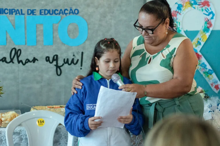 Reuniao-com-diretores-das-Escolas-da-Rede-municipal-de-ensino-14-8-2025-24-768x512